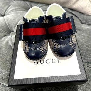 Baby’s GUCCI shoes